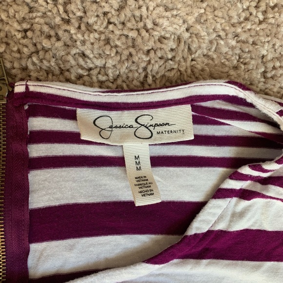 Jessica Simpson Maternity Top size Medium - Picture 3 of 6